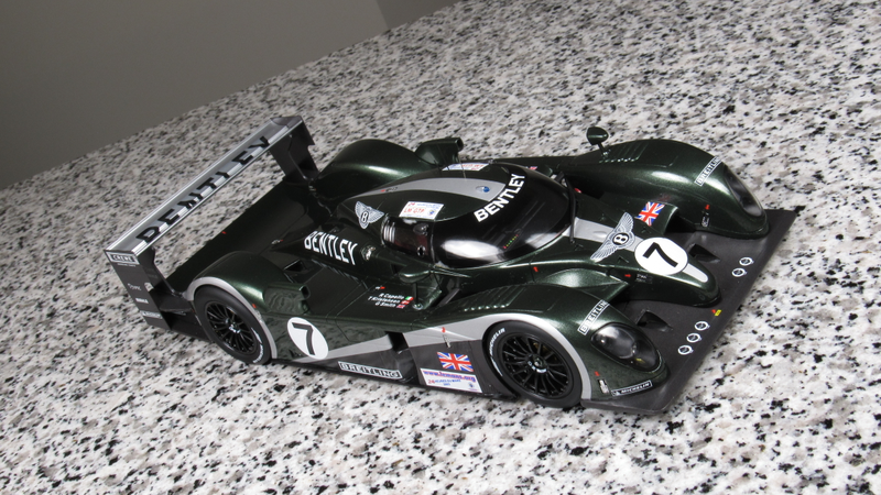 Illustration for article titled Bentley Speed 8